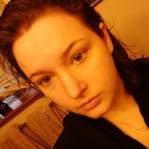 Meet your Posher, Leanne